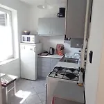 Koekoercsin Vendeghaz *